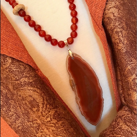 Natural Stone Agate ~ Beaded Necklace - Picture 8 of 8